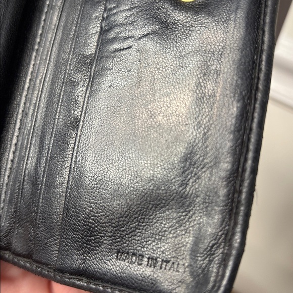 MIU MIU BLACK CALFSKIN LEATHER WALLET with GOLD PUSHLOCK - Picture 10 of 11